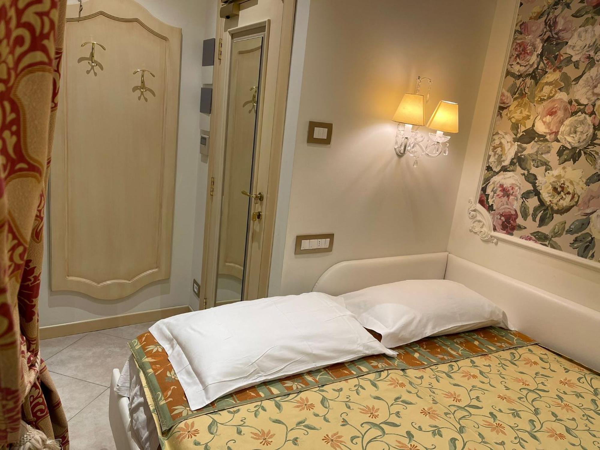 Hotel Astigiana & Appartamenti Varazze Eksteriør billede