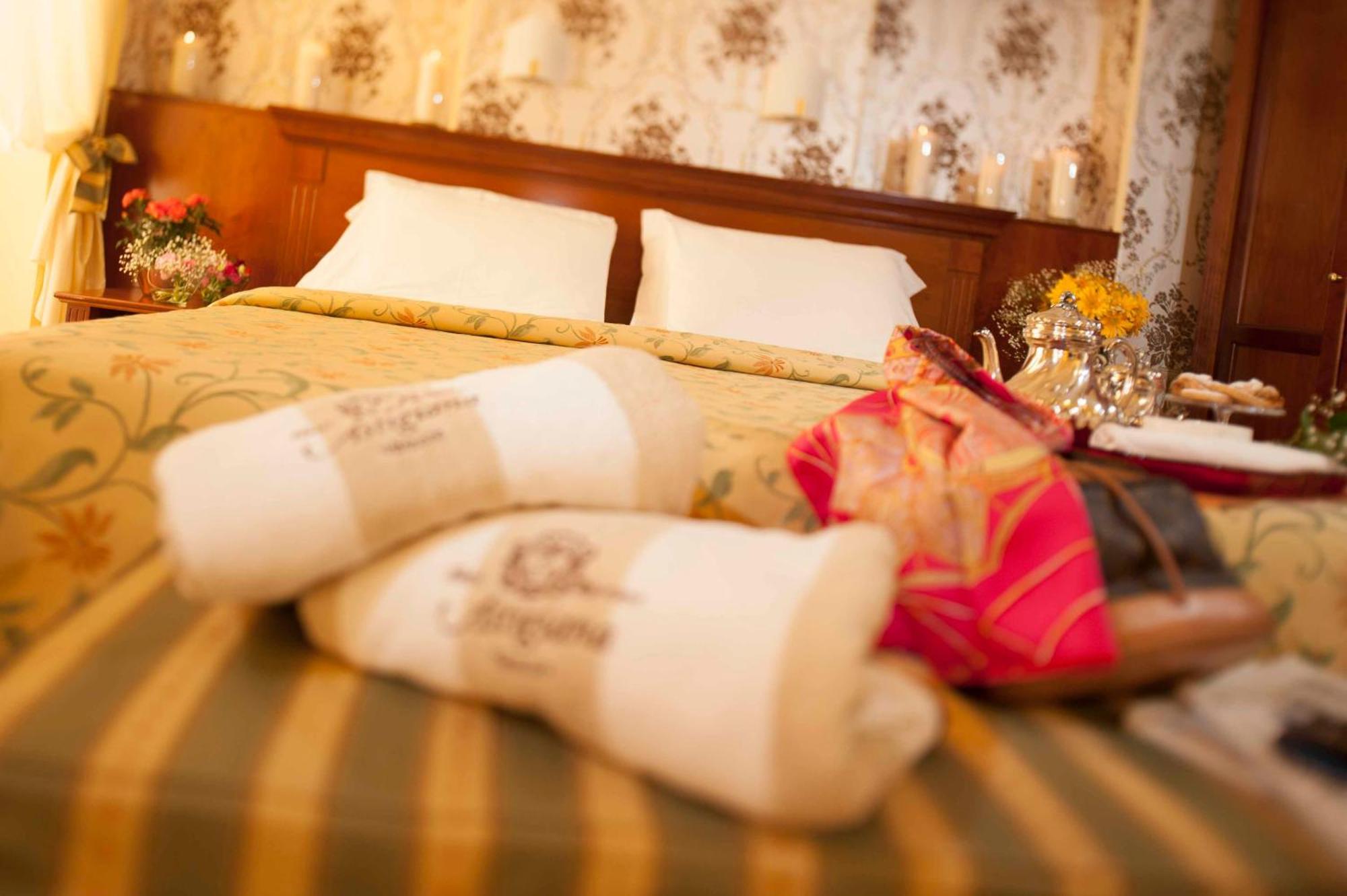 Hotel Astigiana & Appartamenti Varazze Værelse billede