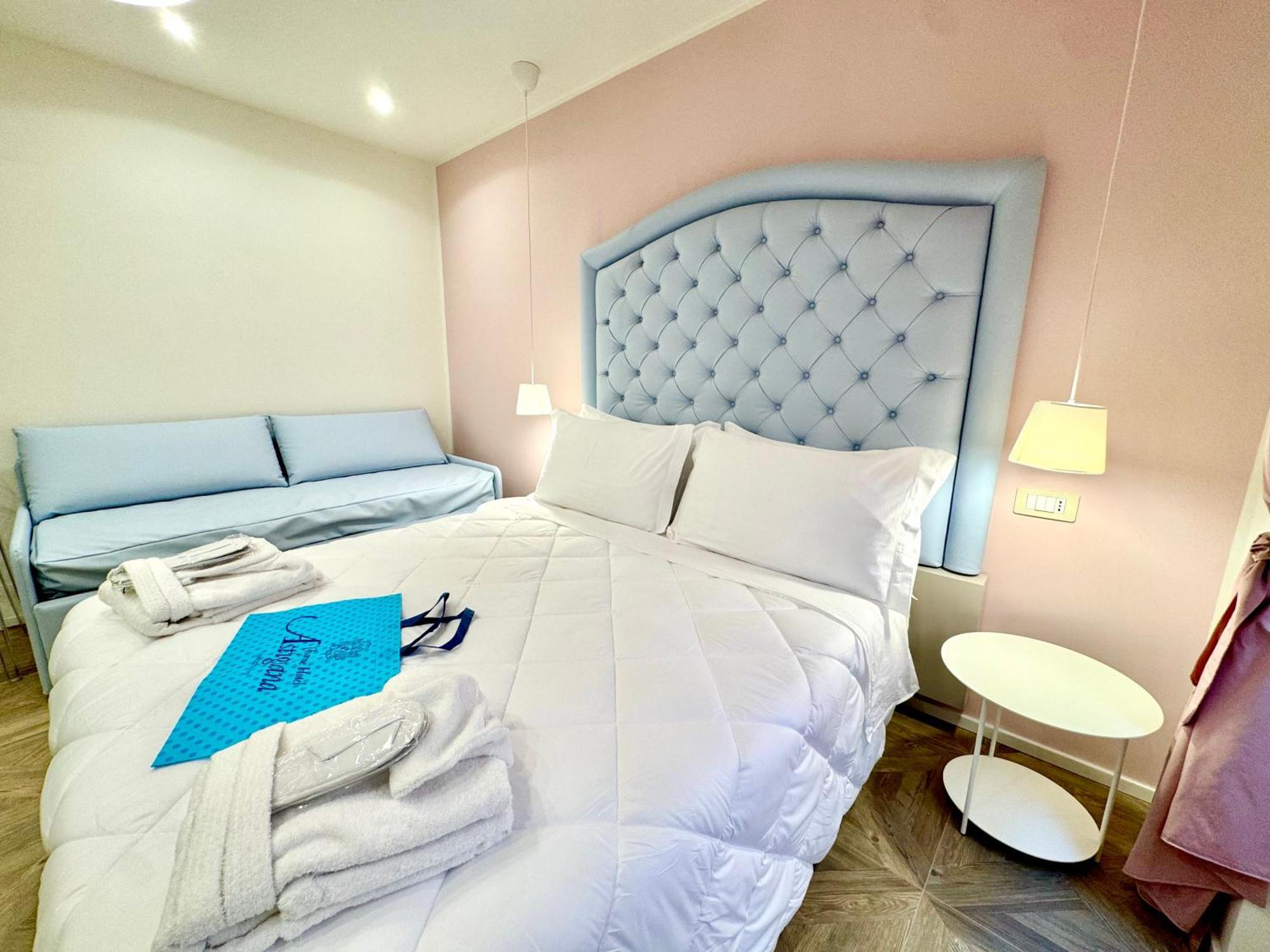 Hotel Astigiana & Appartamenti Varazze Eksteriør billede