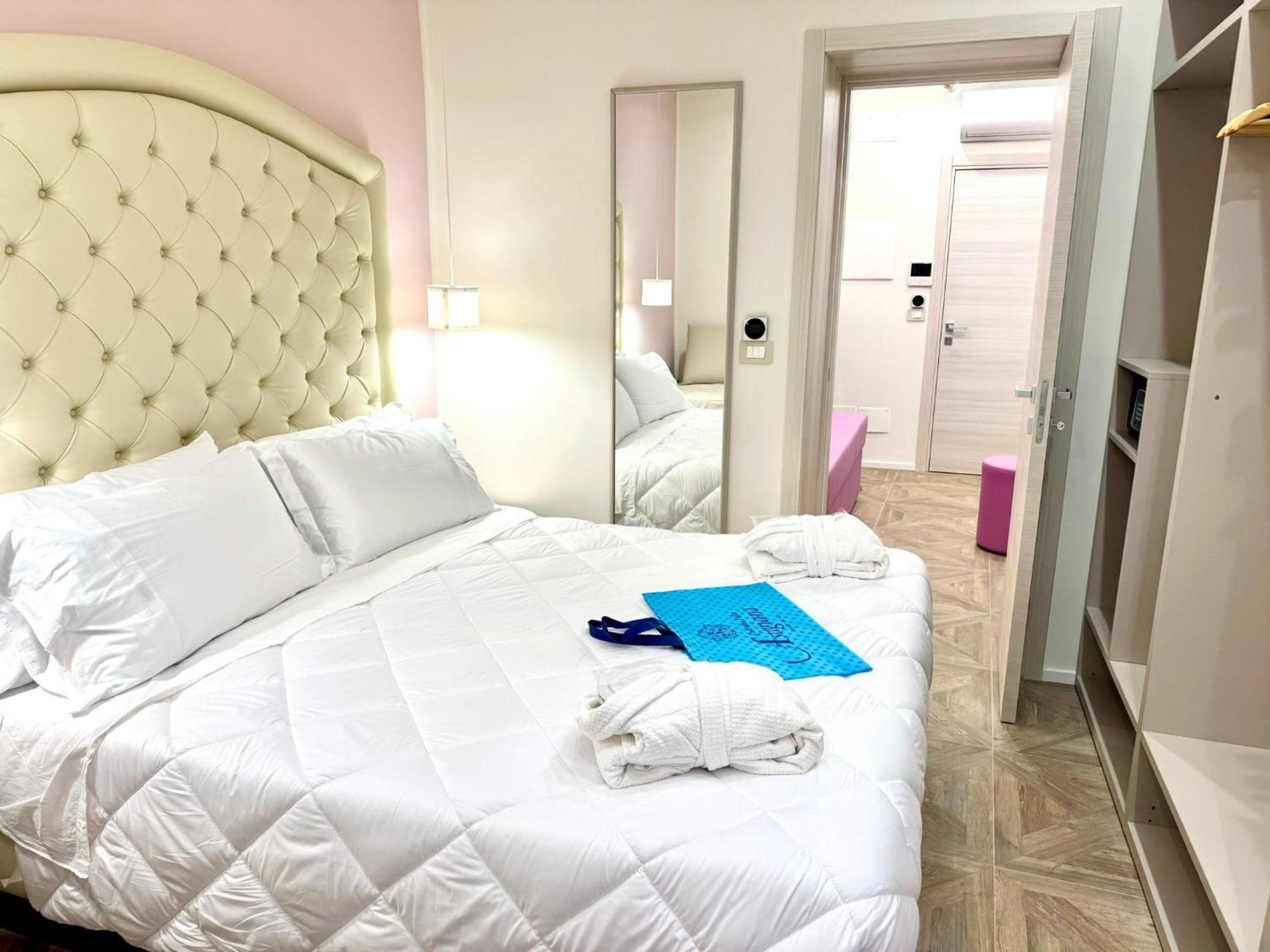 Hotel Astigiana & Appartamenti Varazze Eksteriør billede
