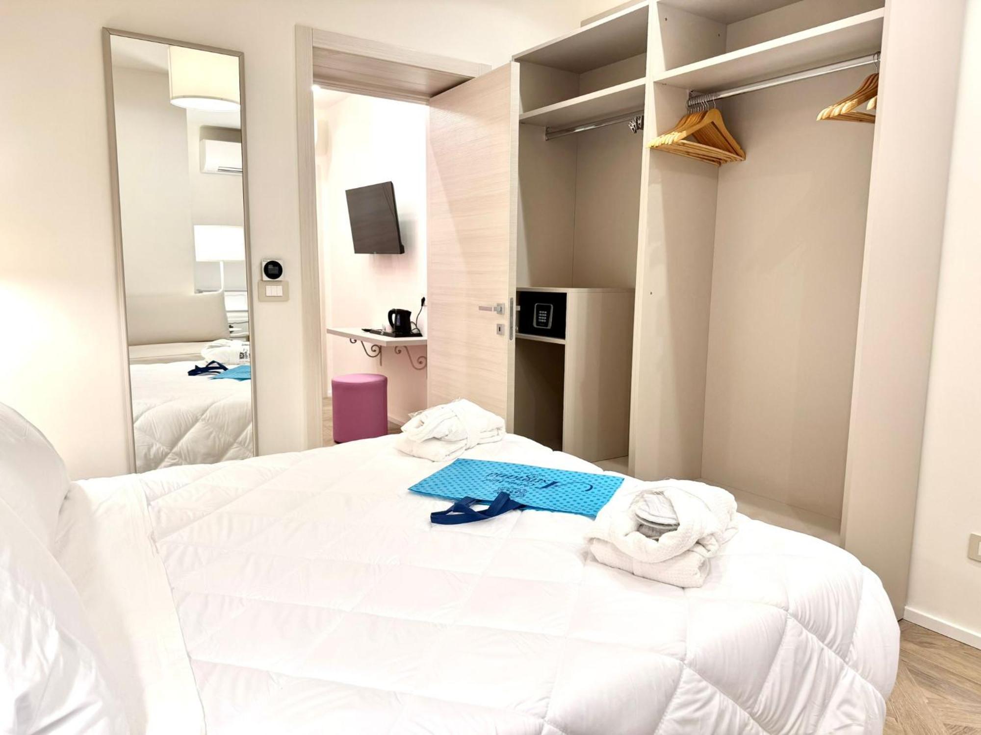 Hotel Astigiana & Appartamenti Varazze Eksteriør billede