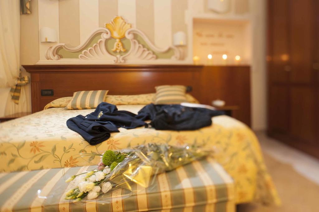 Hotel Astigiana & Appartamenti Varazze Eksteriør billede